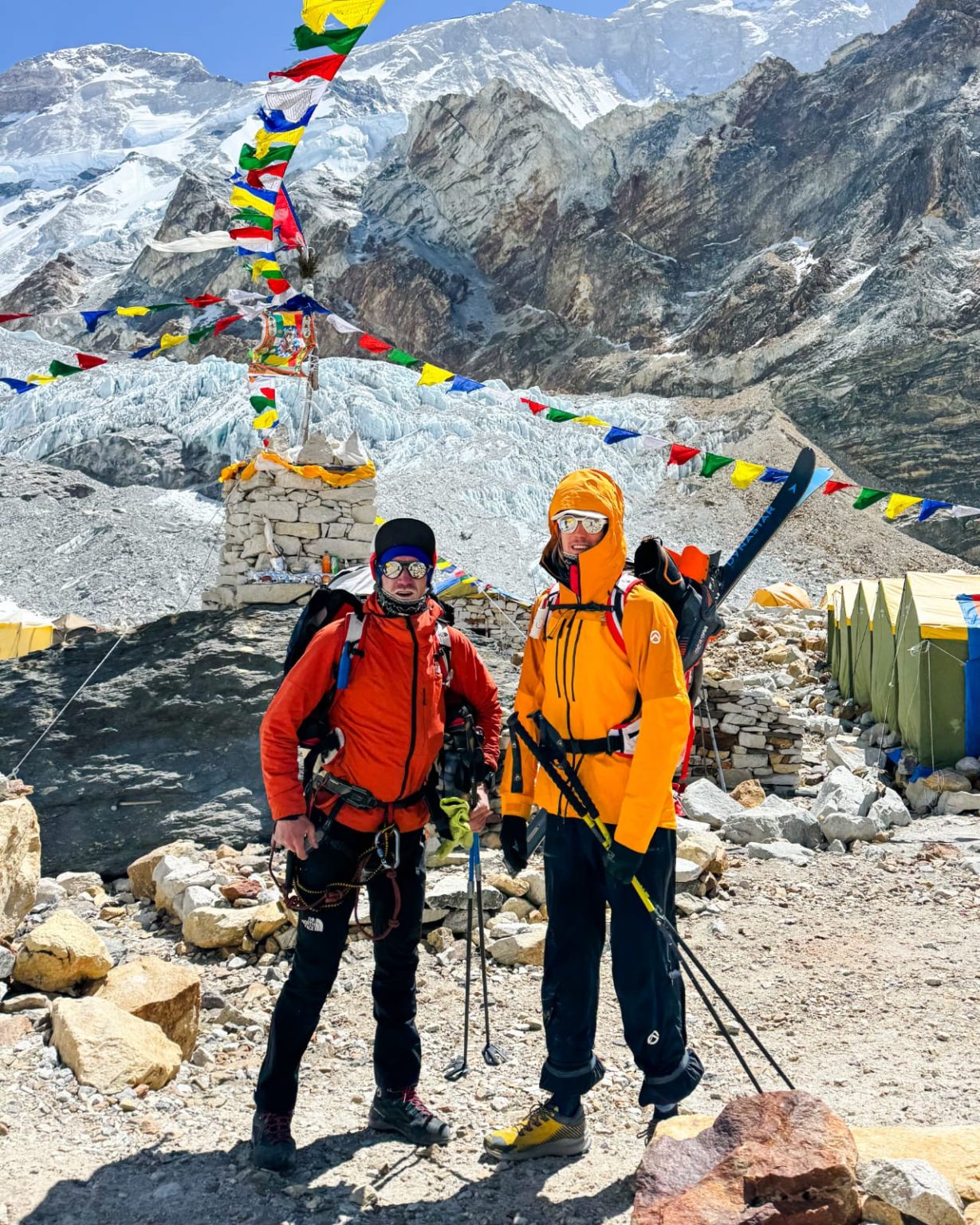Première descente skis Kangchenjunga (8586m) Bartek Ziemski